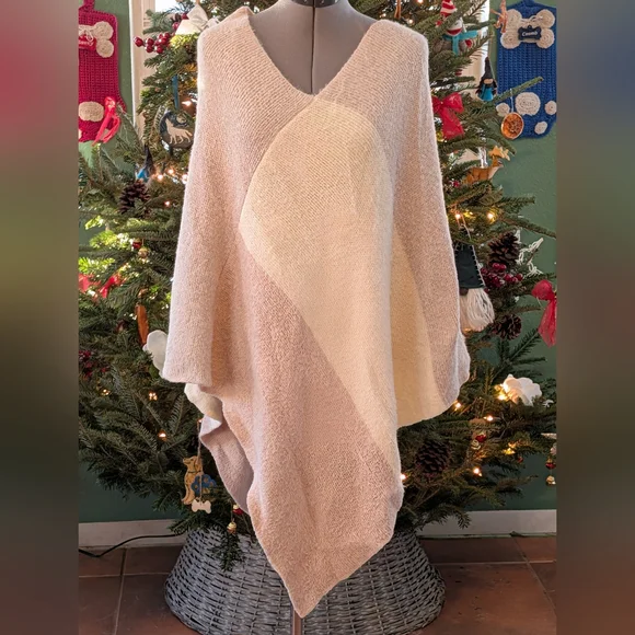 Anthropologie Cream and Tan Poncho - Picture 1 of 5